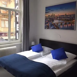 3* מלון Main Frankfurt City